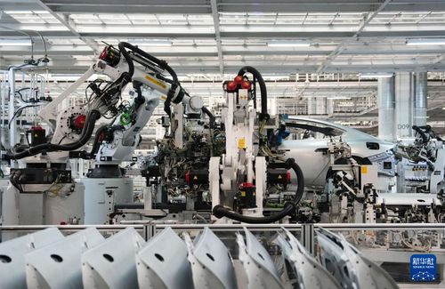 聽，高質(zhì)量發(fā)展新脈動 科技自強引領(lǐng)北京搶占未來新賽道